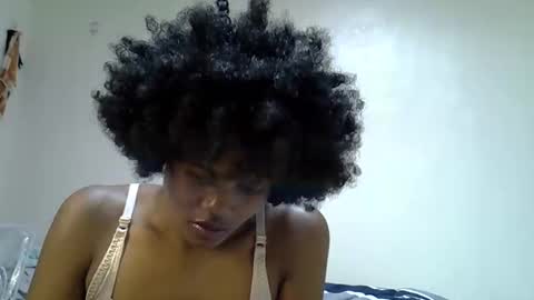 Snapshot of sexy_vero01 chatting on June 2026 01:44:01 PM sexy_vero01 online show from June 2026 01:44:01 PM