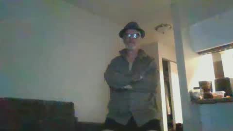 Snapshot of sexy_white_daddy chatting on February 2025 06:26:02 AM Daddy online show from February 2025 06:26:02 AM
