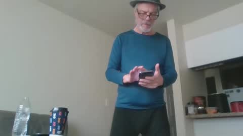 Snapshot of sexy_white_daddy chatting on February 2025 11:26:01 PM Daddy online show from February 2025 11:26:01 PM