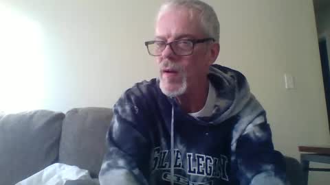 Snapshot of sexy_white_daddy chatting on March 2025 09:48:02 PM Daddy online show from March 2025 09:48:02 PM