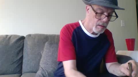 Snapshot of sexy_white_daddy chatting on March 2025 07:48:01 PM Daddy online show from March 2025 07:48:01 PM