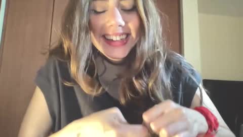 Alice Skay online show from January 2026 07:11:01 PM