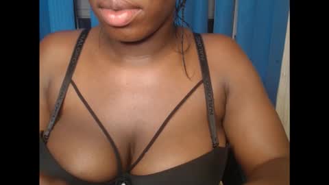 Snapshot of sexyannx chatting on September 2025 07:03:01 PM sexyannx online show from September 2025 07:03:01 PM