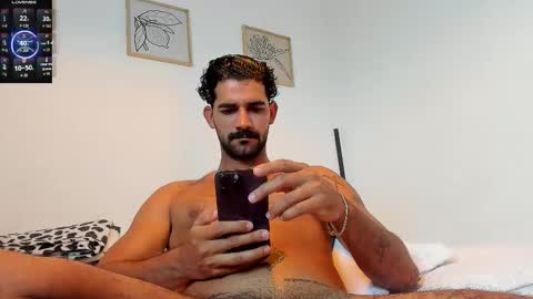 Asaf          online show from October 2025 04:25:02 PM