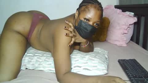 sexyayira online show from April 2026 09:56:02 PM