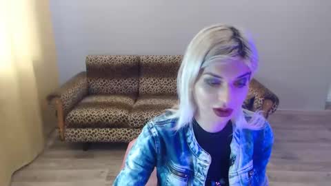 sexybeatriice online show from January 2025 07:15:01 AM