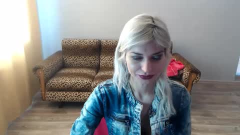 sexybeatriice online show from February 2025 07:11:02 AM
