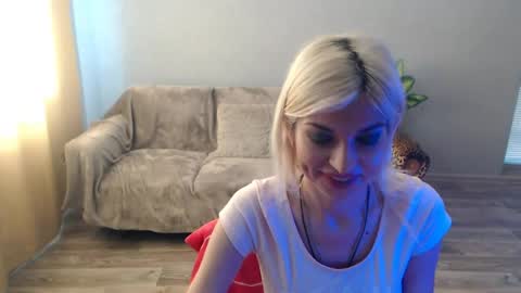 sexybeatriice online show from June 2026 06:18:01 AM