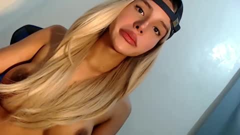 Snapshot of sexybite1 chatting on February 2025 11:00:02 AM Seraphina Blaze online show from February 2025 11:00:02 AM