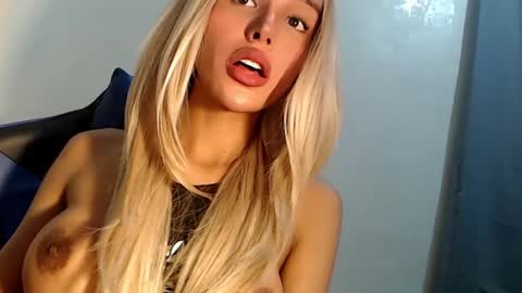 Snapshot of sexybite1 chatting on March 2025 10:22:02 AM Seraphina Blaze online show from March 2025 10:22:02 AM