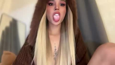 Snapshot of sexybite1 chatting on May 2026 10:43:02 AM Seraphina Blaze online show from May 2026 10:43:02 AM