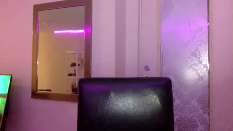 Snapshot of sexyblondiifreak chatting on April 2026 02:34:01 AM karmen online show from April 2026 02:34:01 AM