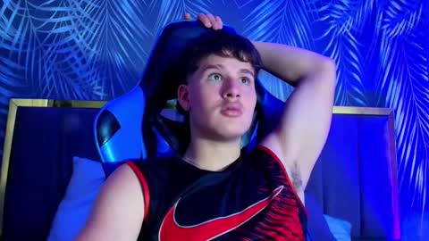 Snapshot of sexyboy_vc chatting on September 2025 12:49:02 PM owen sky online show from September 2025 12:49:02 PM