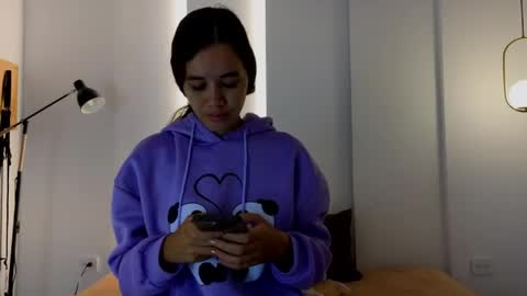 chanell and yina online show from April 2026 01:37:01 PM