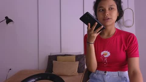 chanell and yina online show from April 2026 01:21:01 PM