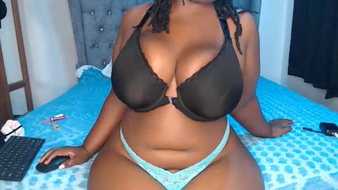 Snapshot of sexychocco_ chatting on September 2025 05:44:02 AM sexychocco online show from September 2025 05:44:02 AM