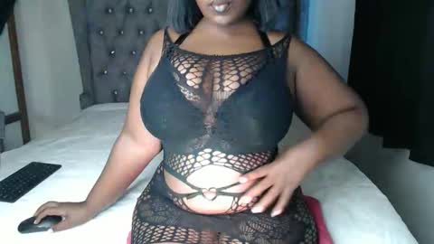 Snapshot of sexychocco_ chatting on April 2026 12:10:01 PM sexychocco online show from April 2026 12:10:01 PM