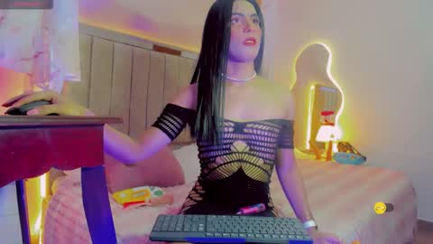 sexy chocolet  online show from October 2025 06:29:01 PM