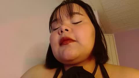 Snapshot of sexychubbyy chatting on May 2026 11:14:02 PM Eva online show from May 2026 11:14:02 PM