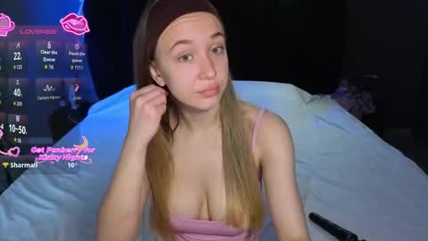 Sophia online show from March 2026 01:33:01 PM