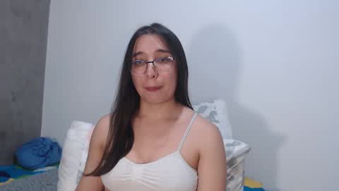 Coralinne online show from January 2025 08:22:02 PM