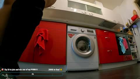 Snapshot of sexydea chatting on January 2025 01:05:02 PM XDA online show from January 2025 01:05:02 PM