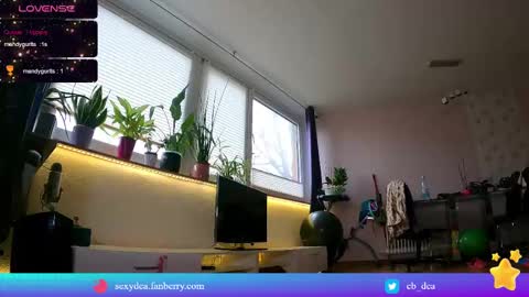 Snapshot of sexydea chatting on March 2025 12:34:01 PM XDA online show from March 2025 12:34:01 PM