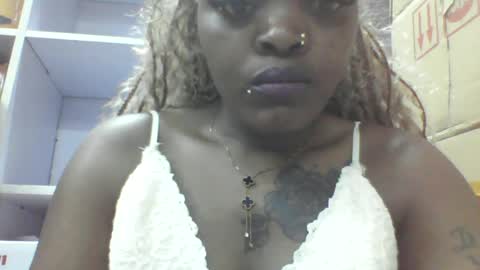 Snapshot of sexydee101436 chatting on June 2026 01:09:02 PM sexydee101436 online show from June 2026 01:09:02 PM