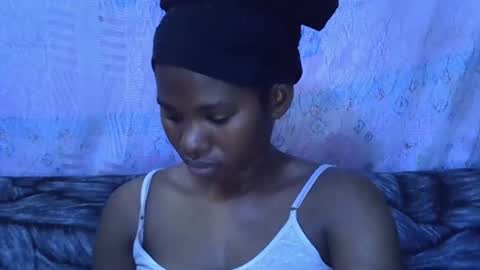 Snapshot of sexydoll002 chatting on September 2025 06:15:02 AM sexydoll002 online show from September 2025 06:15:02 AM