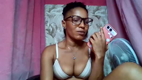 sexydoll32 online show from July 2026 12:18:02 PM