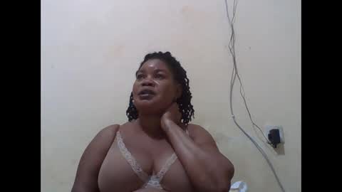 EMILY online show from September 2025 07:28:01 PM