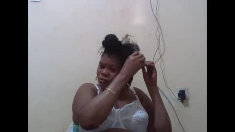 EMILY online show from October 2025 07:03:02 PM