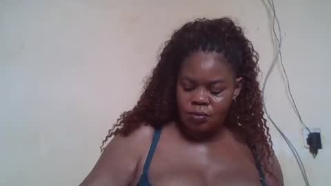 Snapshot of sexydove2 chatting on June 2026 06:49:01 AM EMILY online show from June 2026 06:49:01 AM