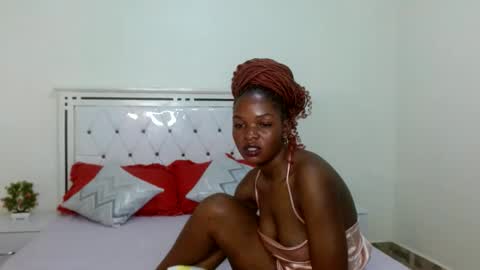 Snapshot of sexyebony256 chatting on February 2025 12:19:01 PM SexyEbony online show from February 2025 12:19:01 PM