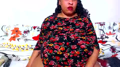 Snapshot of sexyebonylove89 chatting on October 2025 08:16:02 PM sexyebonylove89 online show from October 2025 08:16:02 PM