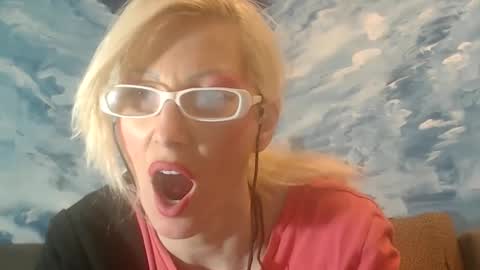 Snapshot of sexyeni chatting on December 2024 03:04:02 AM ENI pvt moan your name WHEN I M NOT online you tell me in SNAPCHAT deal yes add me... FREE TWITTER magiconline101...... online show from December 2024 03:04:02 AM