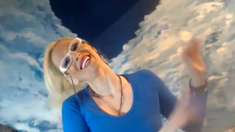 Snapshot of sexyeni chatting on January 2025 08:48:01 PM ENI pvt moan your name WHEN I M NOT online you tell me in SNAPCHAT deal yes add me... FREE TWITTER magiconline101...... online show from January 2025 08:48:01 PM