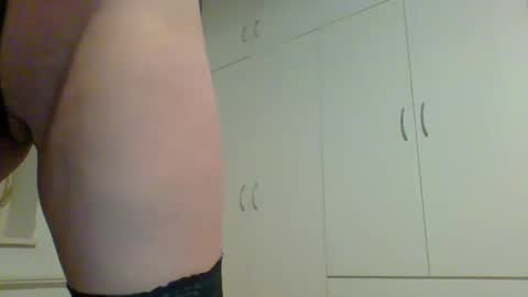 sexyfootlady online show from December 2024 04:37:01 PM