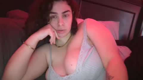 Snapshot of sexygoddesslizaaa chatting on December 2024 12:27:01 PM ETERNAL GODDESS WOMAN online show from December 2024 12:27:01 PM