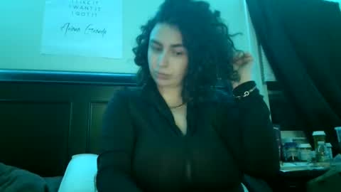 Snapshot of sexygoddesslizaaa chatting on January 2025 12:59:02 AM ETERNAL GODDESS WOMAN online show from January 2025 12:59:02 AM