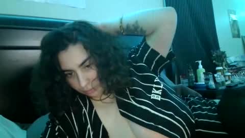 Snapshot of sexygoddesslizaaa chatting on January 2025 04:20:01 AM ETERNAL GODDESS WOMAN online show from January 2025 04:20:01 AM