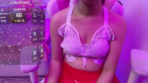 Snapshot of sexyislive chatting on January 2025 08:31:02 PM sexyislive online show from January 2025 08:31:02 PM