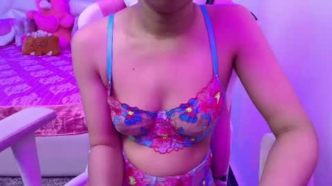 Snapshot of sexyislive chatting on March 2025 05:36:02 PM sexyislive online show from March 2025 05:36:02 PM