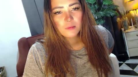 JENNY online show from April 2026 05:34:01 PM