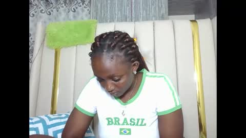 JOAN online show from March 2026 08:38:02 PM