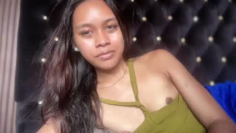 Snapshot of sexykarina_ chatting on June 2026 03:20:02 AM Karina3 online show from June 2026 03:20:02 AM