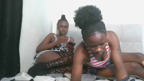 sexykiki18 online show from February 2026 04:44:01 AM