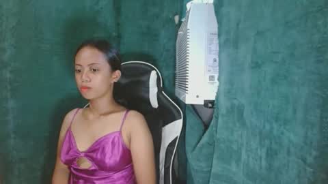 Snapshot of sexykimmy05 chatting on May 2026 02:40:01 AM sexykimmy05 online show from May 2026 02:40:01 AM