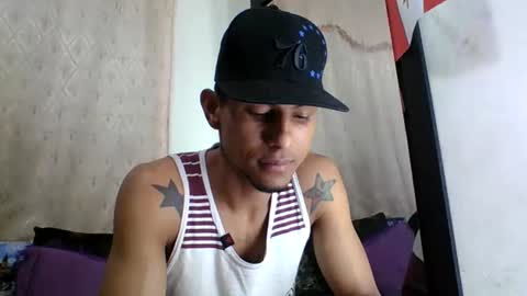 Snapshot of sexyleon69 chatting on June 2026 08:44:02 PM Sexy leon online show from June 2026 08:44:02 PM