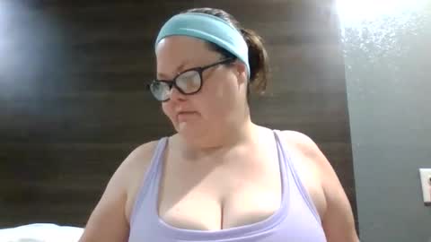 sexylil_bbw online show from April 2026 10:40:01 PM
